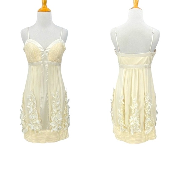 Sue Wong Dresses & Skirts - Sue Wong 100% Silk Vintage Elegant Flower Detail Dress